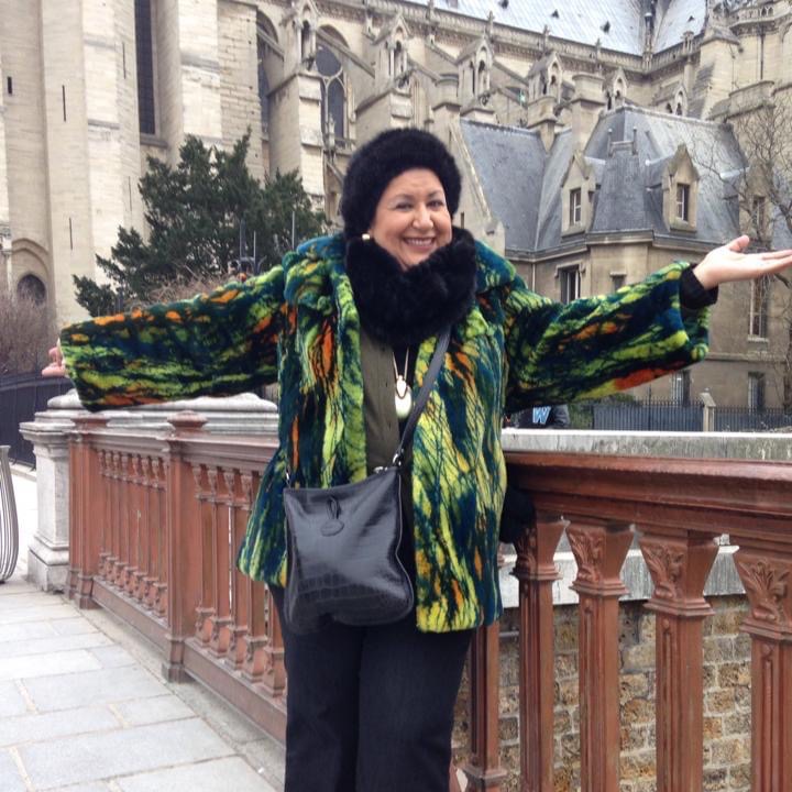 Norma Arias paris photo