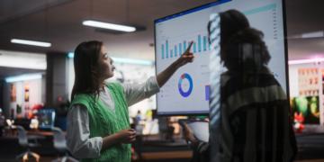 Fintech partners key to smooth tech implementation in EF Fintech partners key to smooth tech implementation in EF